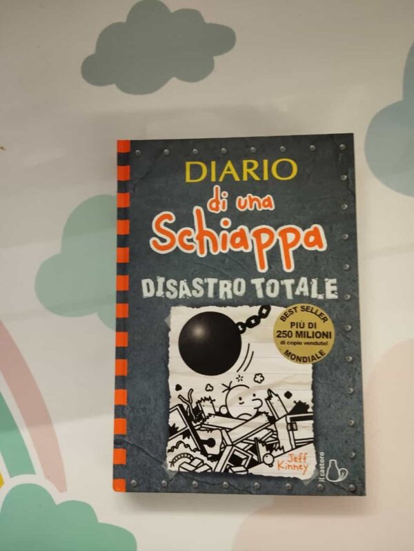 Libro Diario di una schiappa Disastro totale